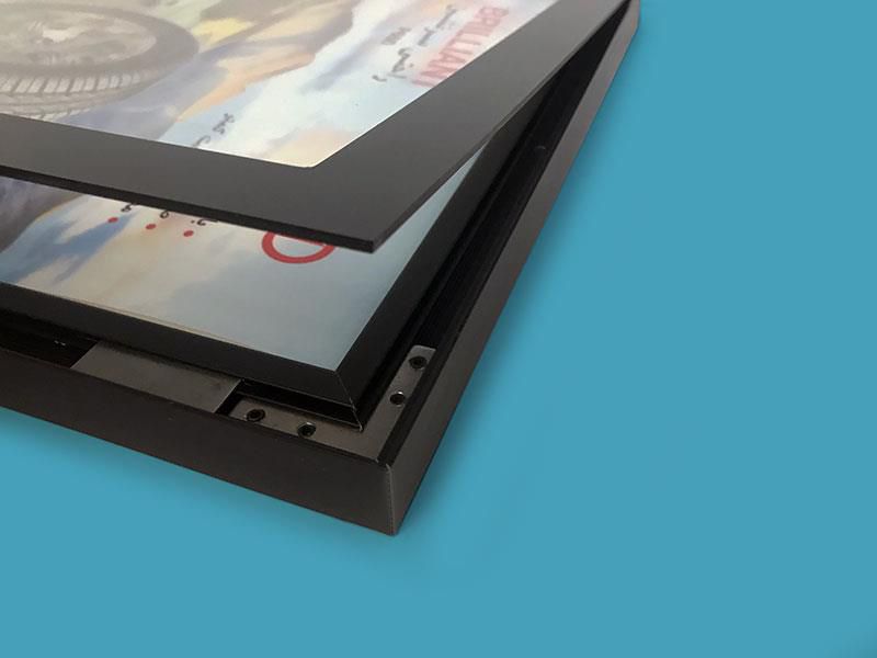 لایت باکس مگنتی برای فروشگاه‌ها